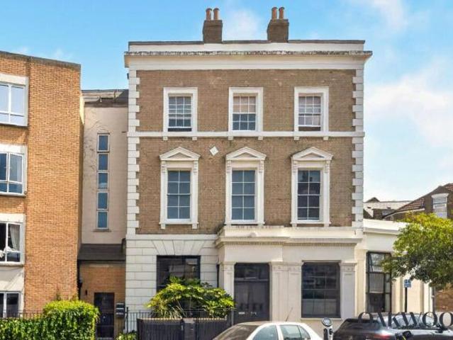 Flat for rent in Cat Hill