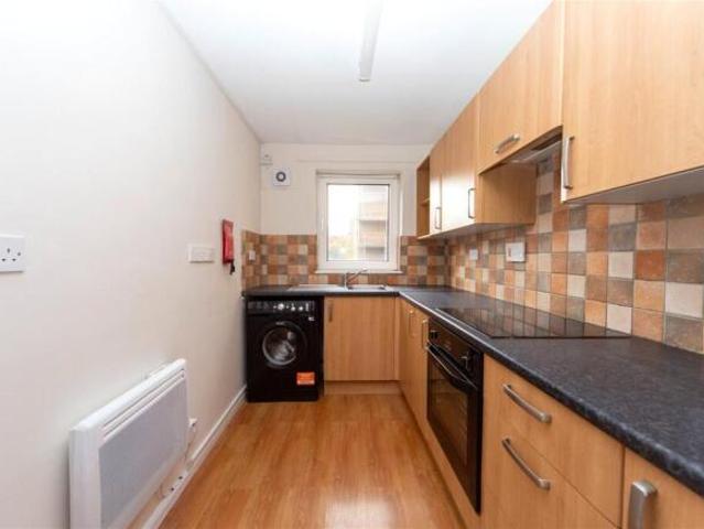 Flat for rent in Falcon Lodge, Wales