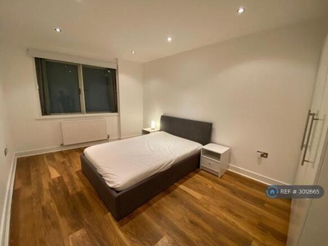 Flat for rent in Cat Hill