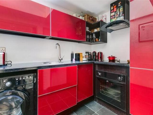 Flat for rent in Collingham, West Yorkshire