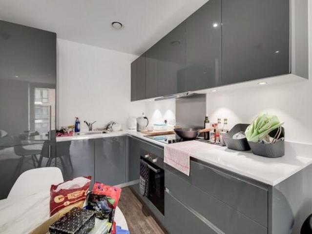 Flat for rent in Glyndon, Woolwich