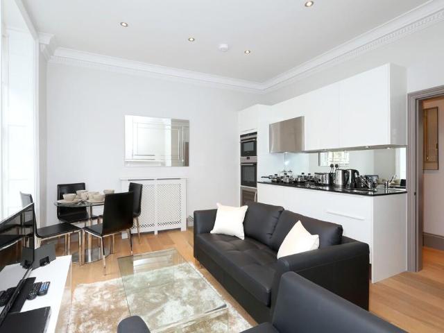 Flat for rent in Fitzrovia