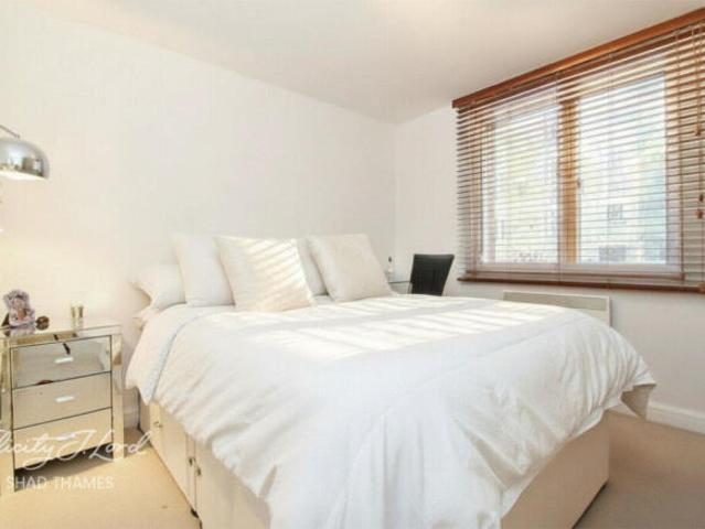 Flat for rent in Cat Hill