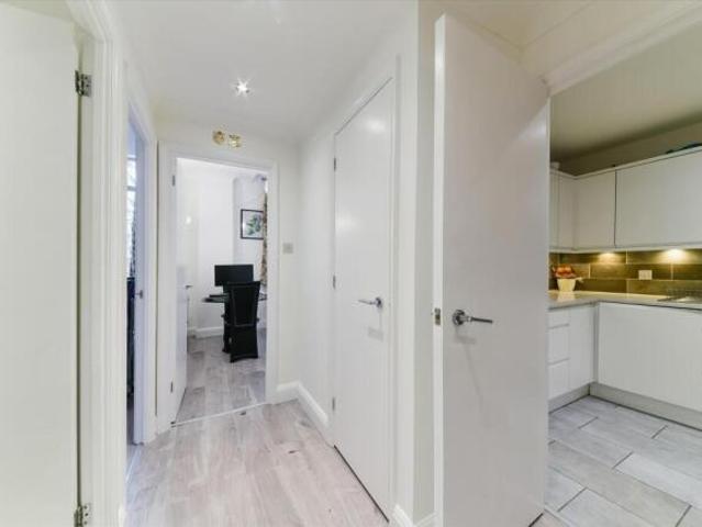 Flat for rent in Belvedere, Greater London