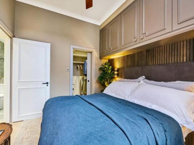 Flat for rent in Cat Hill