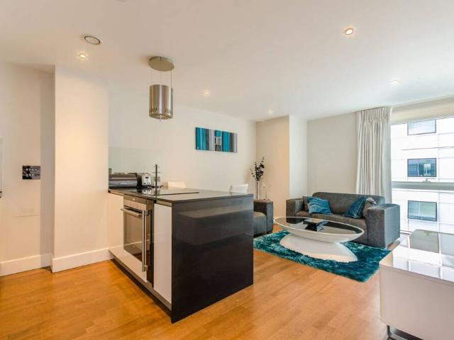 Flat for rent in Aldgate