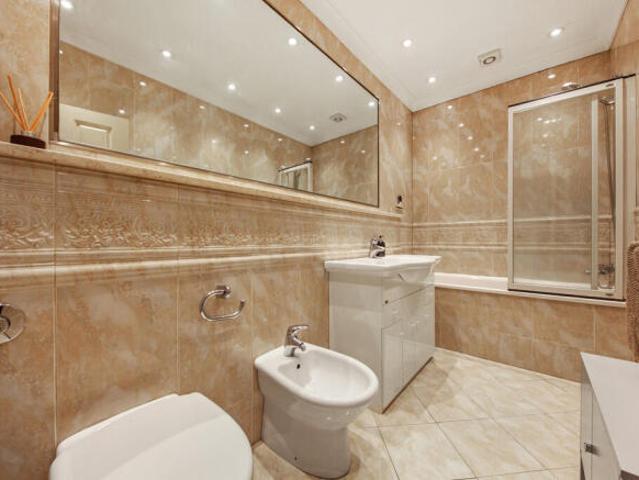 Flat for rent in Greater London