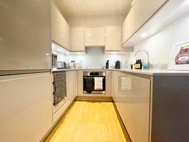 Flat for rent in London Borough of Bromley, Greater London