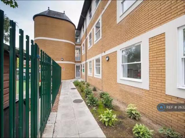 House for rent in London Borough of Merton, Mitcham