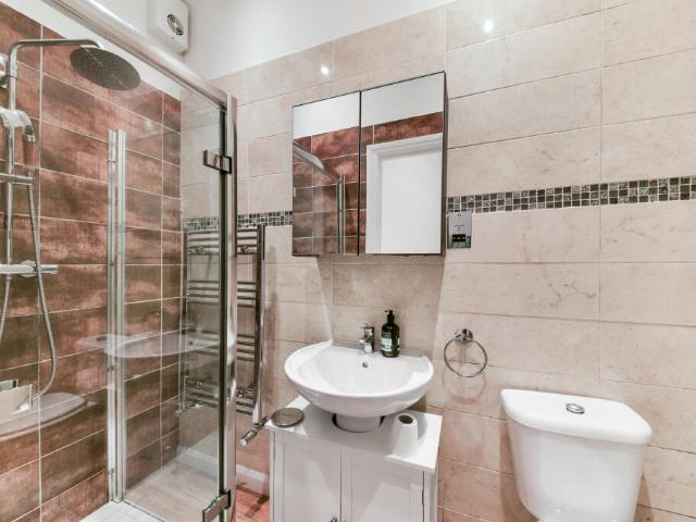 Flat for rent in London Borough of Croydon, South Croydon