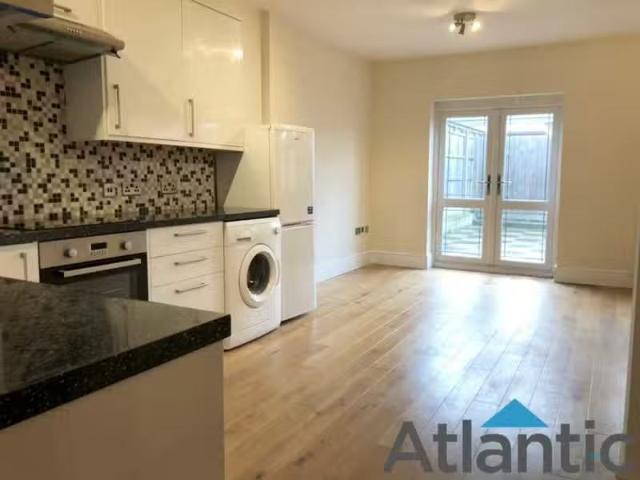 House for rent in Goffs Oak, Broxbourne