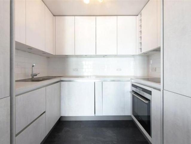 Flat for rent in Willesden Green, Greater London