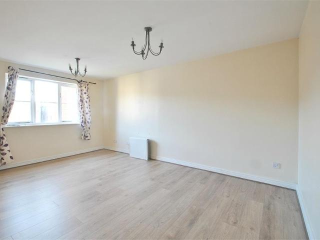 Flat for rent in Cricklewood