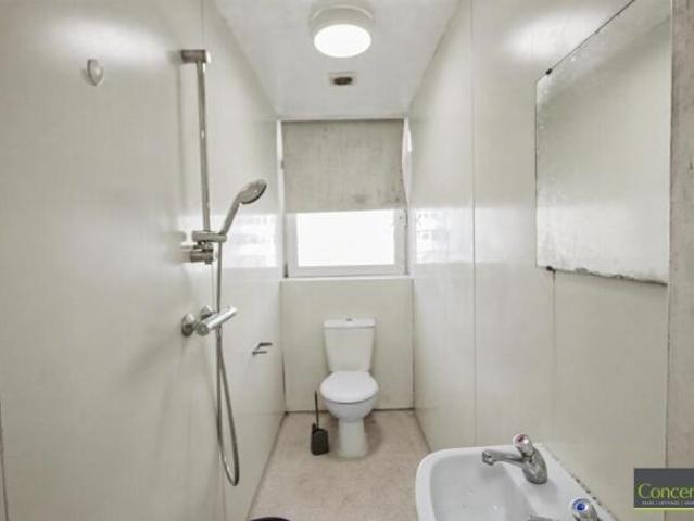 Flat for rent in Bootle, Sefton