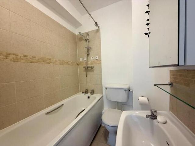 Flat for rent in Dethick, Lea and Holloway CP, Kedleston