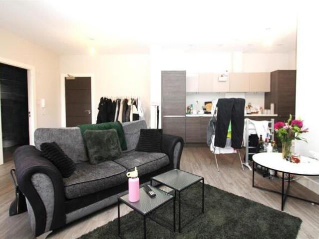 Flat for rent in Pudsey, West Yorkshire