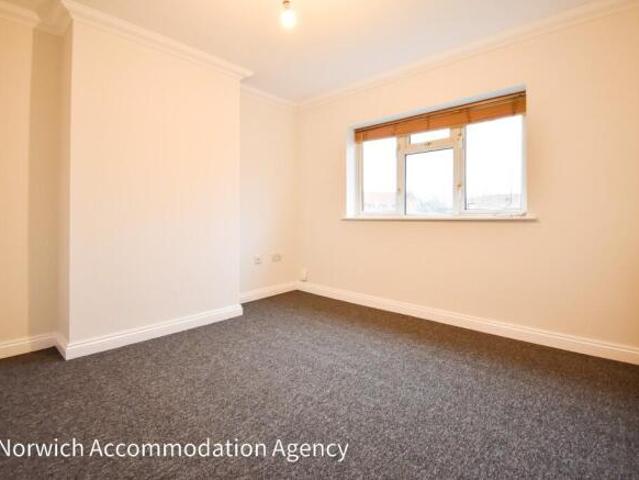 Flat for rent in Earlham Rise, East Bank