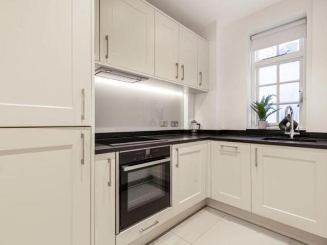 Flat for rent in Cat Hill