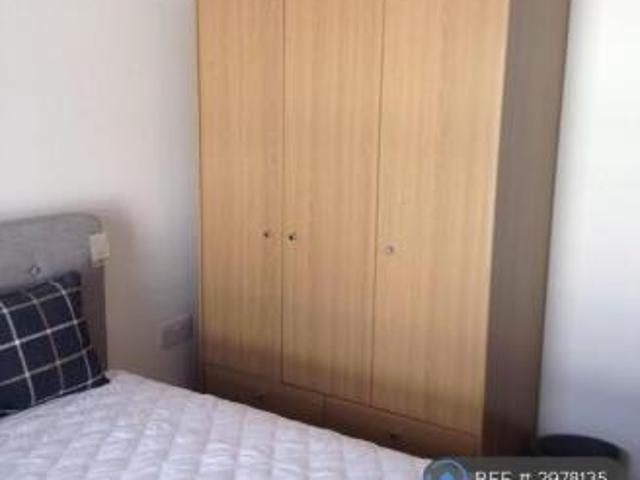 Flat for rent in Wales