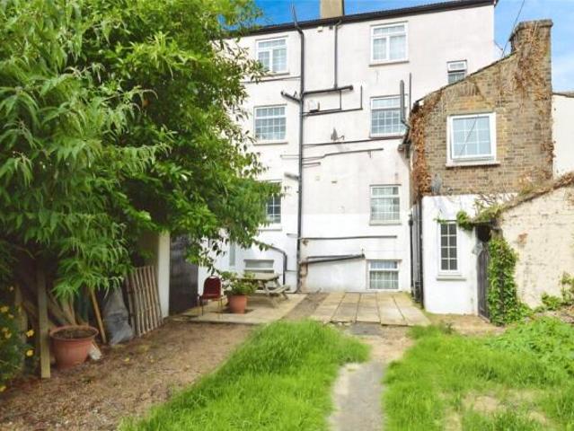 Flat for rent in Hamerton, Kent