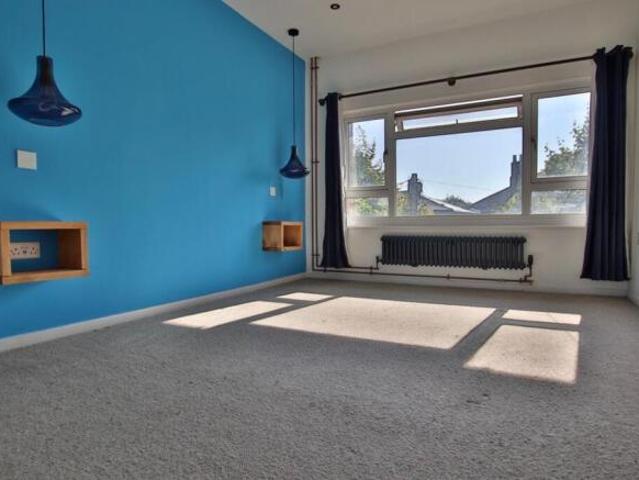 Flat for rent in Wentworth, South Yorkshire