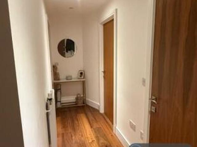 Flat for rent in Cat Hill