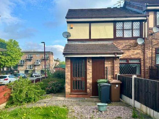 House for rent in Ashton-under-Lyne, Tameside