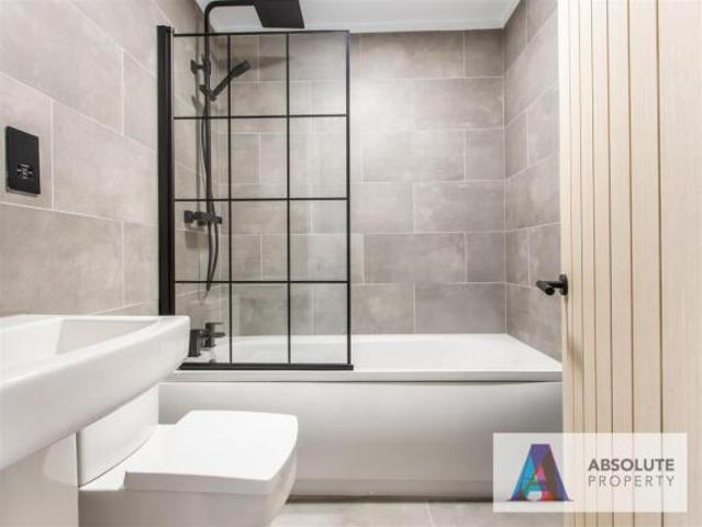 Flat for rent in Enfield, Greater London