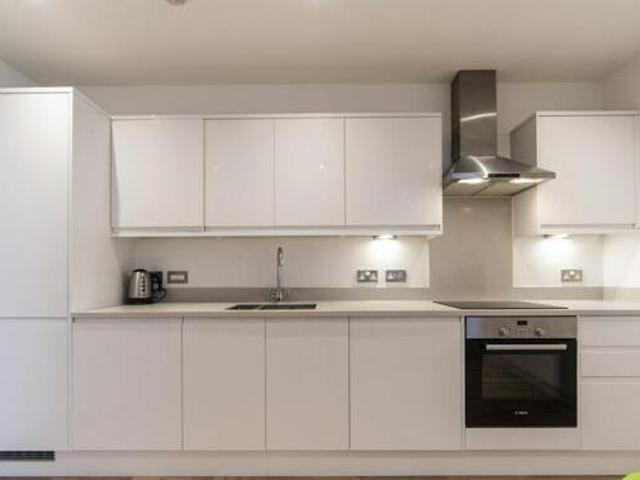 House for rent in Surrey