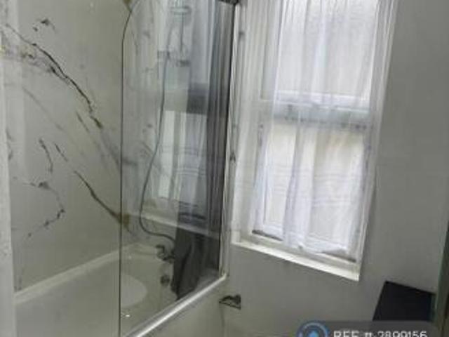 Flat for rent in East Ham, Greater London
