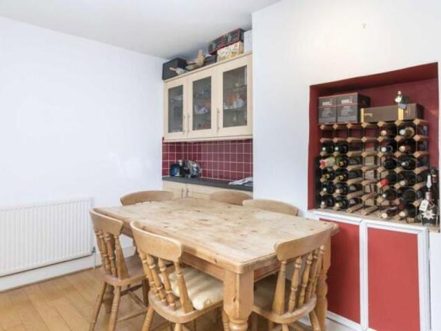 Flat for rent in Chiswick, Greater London