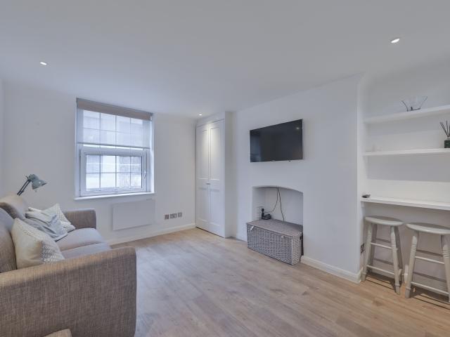 Apartment for rent in Belgravia, Greater London