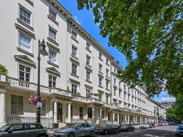 Apartment for rent in Victoria, Greater London