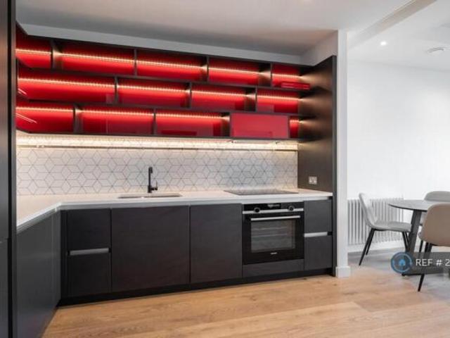 Flat for rent in Cat Hill