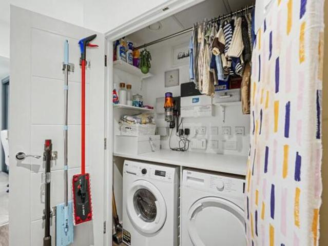 Flat for rent in St. Marys Island, Gillingham