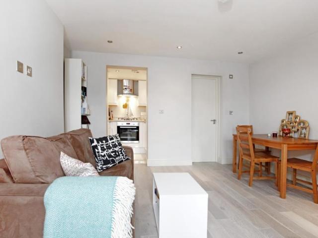 Flat for rent in Maida Vale