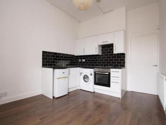 Flat for rent in Ibrox, Scotland