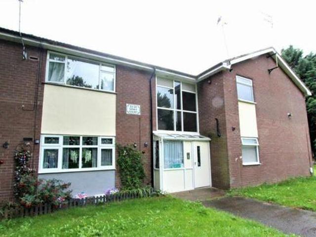 House for rent in Rossmore, Cheshire