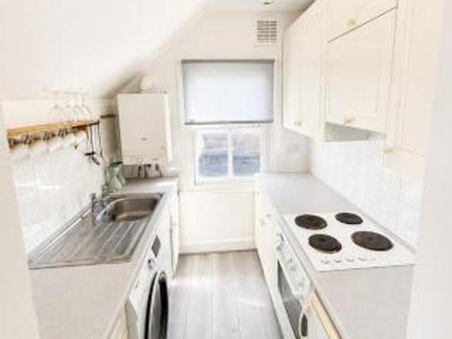 Flat for rent in Cat Hill