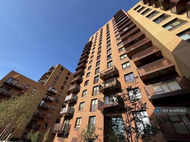 Flat for rent in Cat Hill