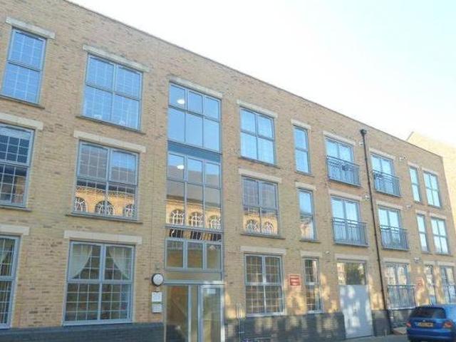 House for rent in Lyons, Greater London