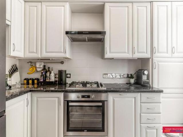 Flat for rent in Cat Hill