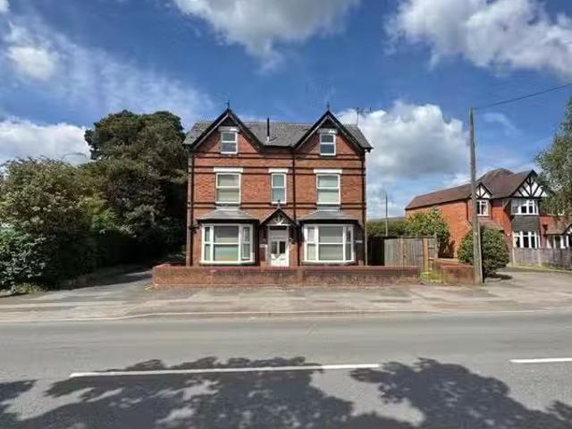 House for rent in Hunt End, Redditch