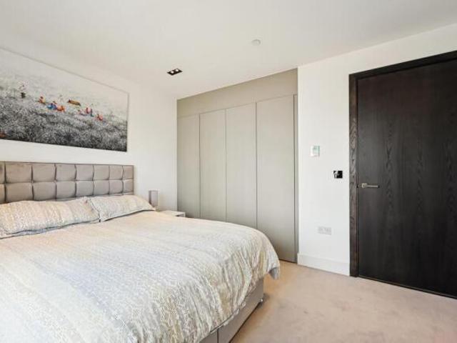 Flat for rent in Cat Hill