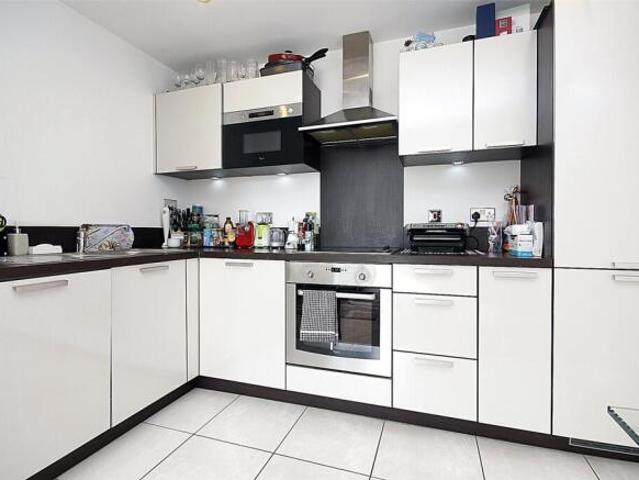 Flat for rent in Cat Hill
