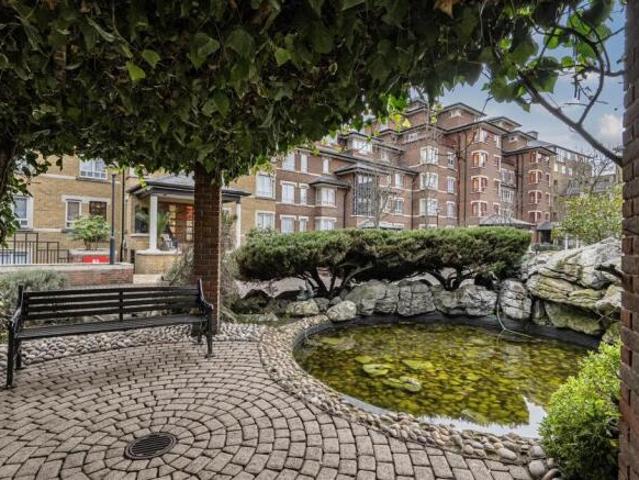 Flat for rent in Falcon Lodge, Sutton Coldfield