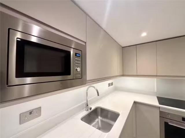 House for rent in Farnborough, Hampshire