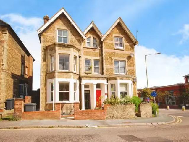 House for rent in Stoughton, Guildford