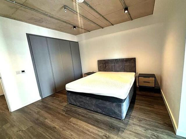 Flat for rent in Cat Hill