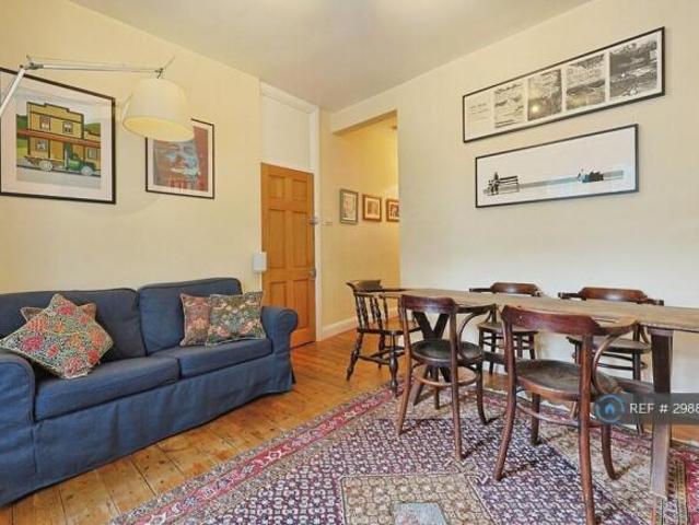 Flat for rent in Cat Hill